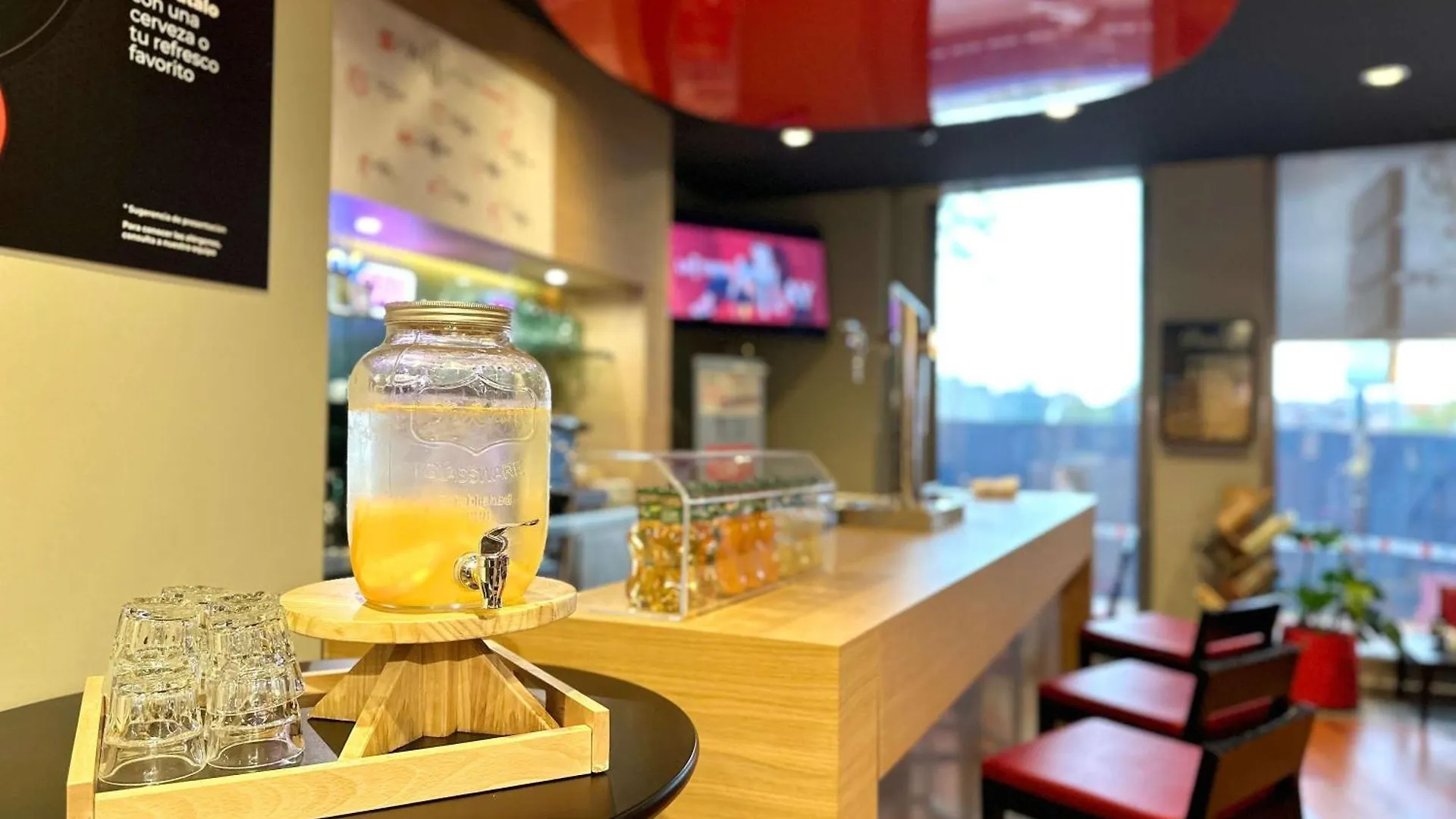 Ibis Madrid Centro Las Ventas 2*,  İspanya