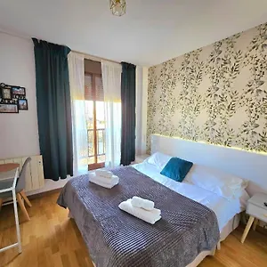  Apartamento Cerca Airport, Riyadh Air, Ifema, Eisenhower, Wifi, 4 Personas
