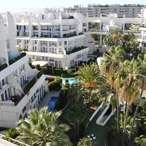 https://marbella-house-apartamento-duplex-55.es-andalucia.com