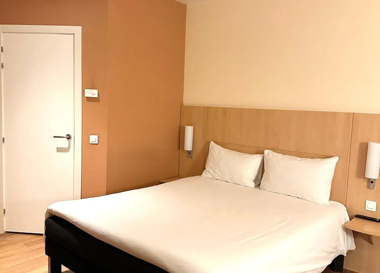 Ibis Madrid Centro Las Ventas 2*,